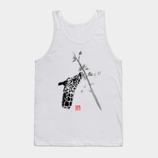 giraffe eating Tank Top